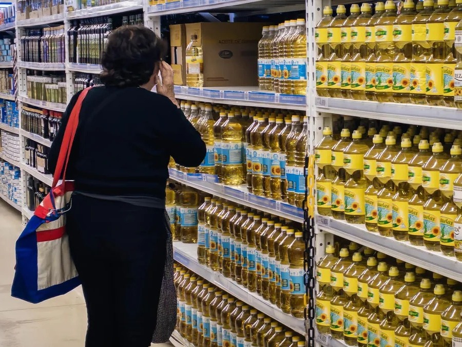 Una familia tipo necesitó $1.531.473 en junio para no ser pobre, según el Indec