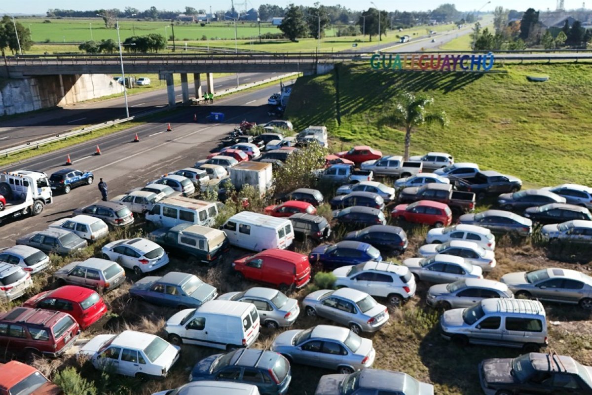 Retiraron más de 100 vehículos de la Autovía 14 y concluyeron con la primera parte del operativo