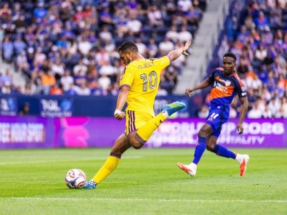 Martín Ojeda convirtió un doblete, pero la defensa lo dejó a gamba y Orlando City fue goleado