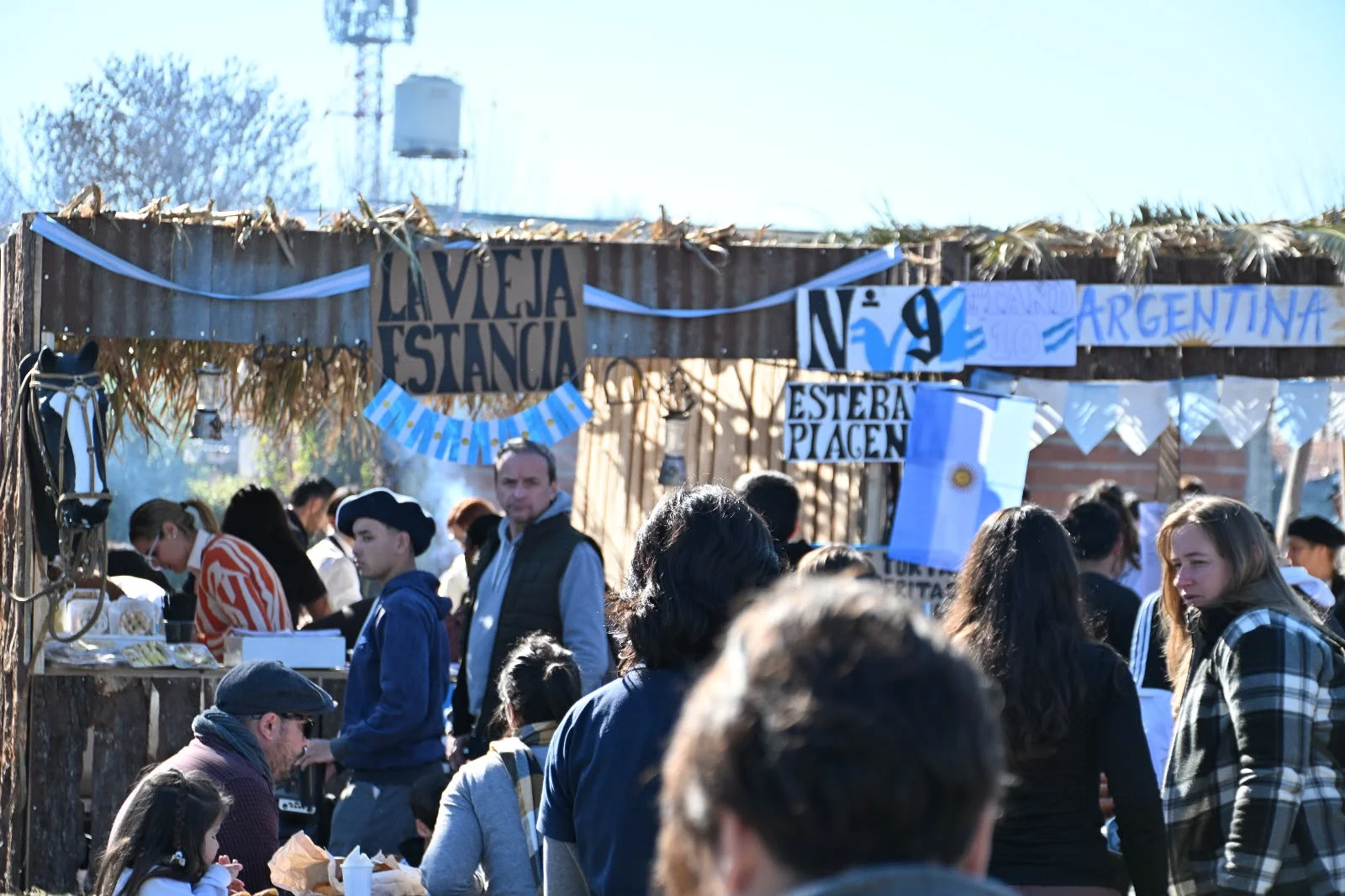 Sábado celeste y blanco en Pueblo Belgrano: la Fiesta de la Bandera en imágenes