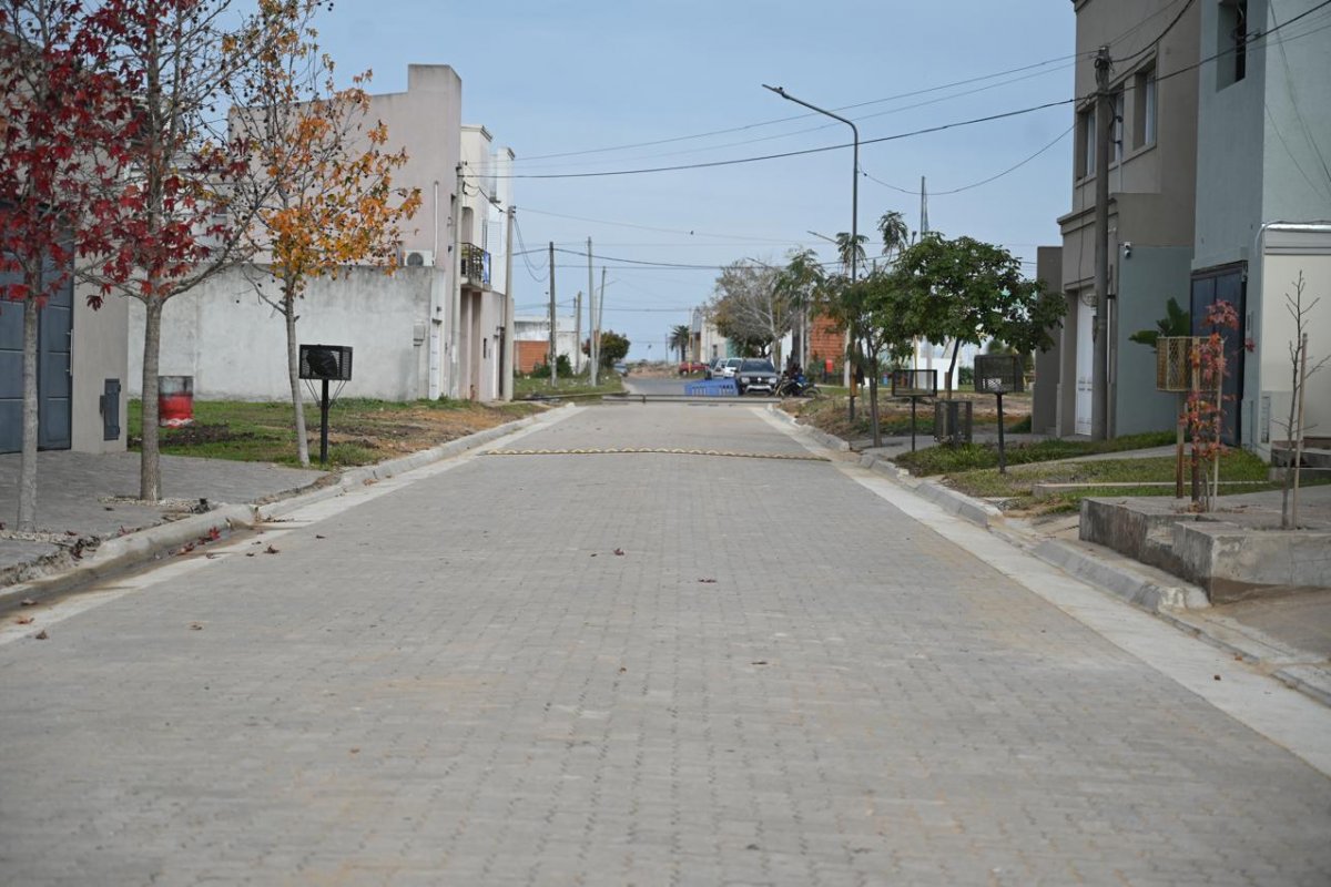 Finalizó la obra de reconstrucción integral de la calle Las Casuarinas