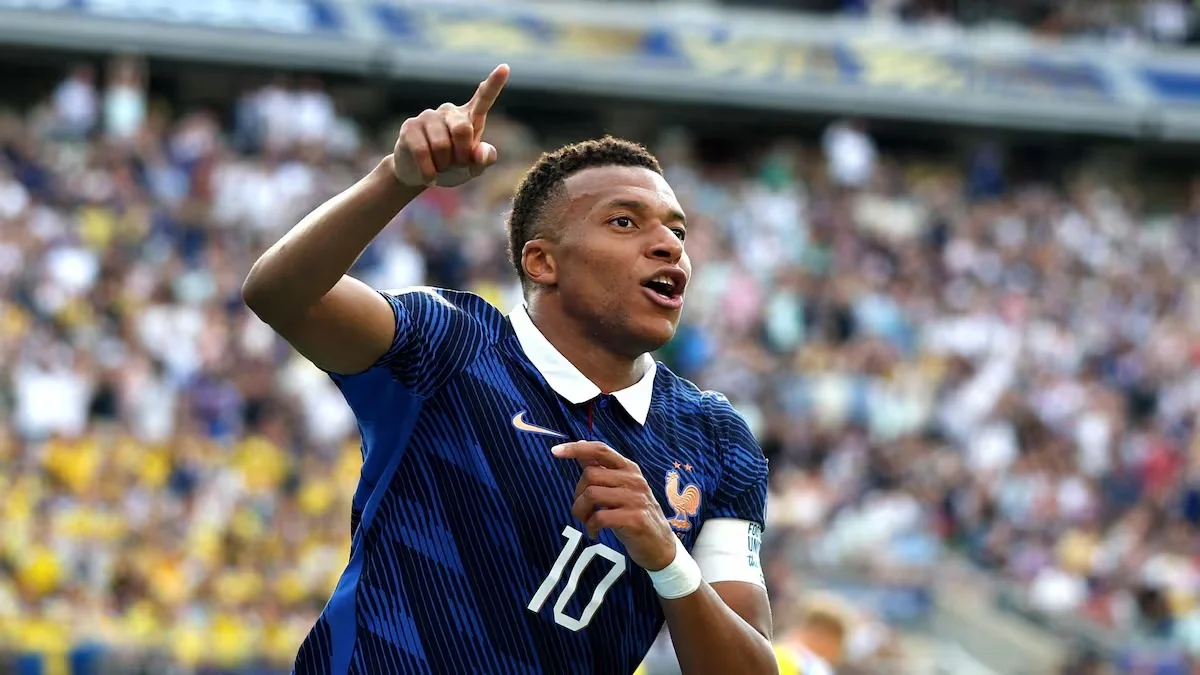 Mbappé ganó la Bota de Oro como goleador del torneo al superar a Messi por dos tantos