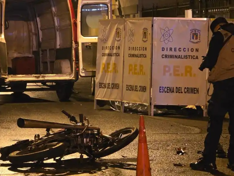 Siniestro fatal en la madrugada: un joven motociclista murió tras ser chocado por un conductor alcoholizado