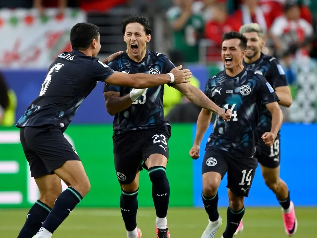 Paraguay venció a Turquía en un partido de locos y sueña con avanzar a la segunda fase