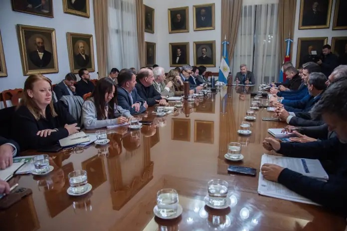 Frigerio busca agilizar proyectos de ley que considera claves en la Legislatura