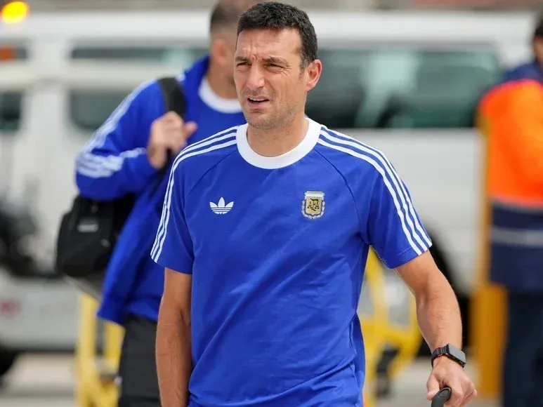 La incógnita que mantiene Scaloni para el debut de la Selección Argentina en el Mundial