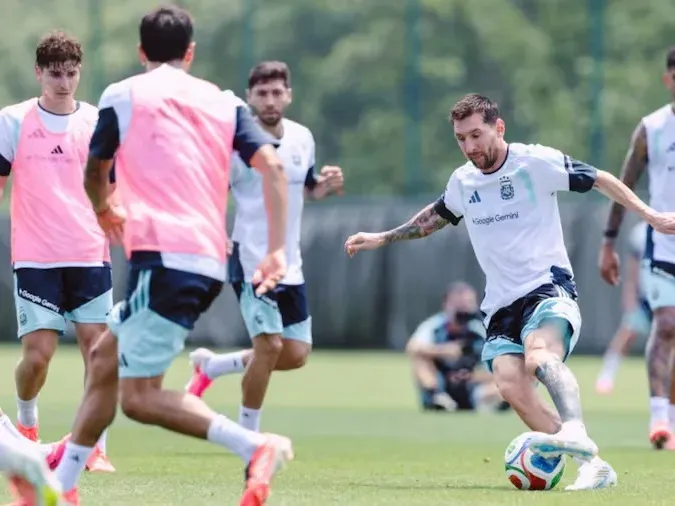 Cuenta regresiva: la Selección regresa a los entrenamientos y se enfoca en su debut ante Argelia