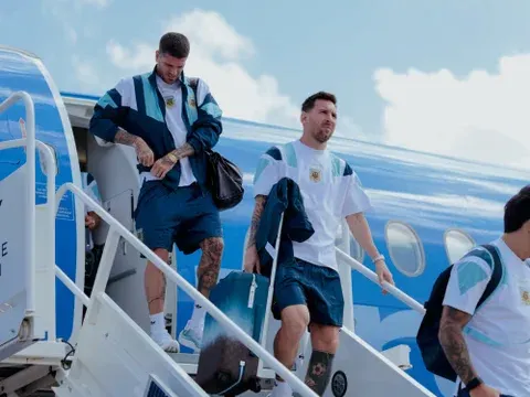 La Selección Argentina llegó a Dallas en la previa del partido ante Austria