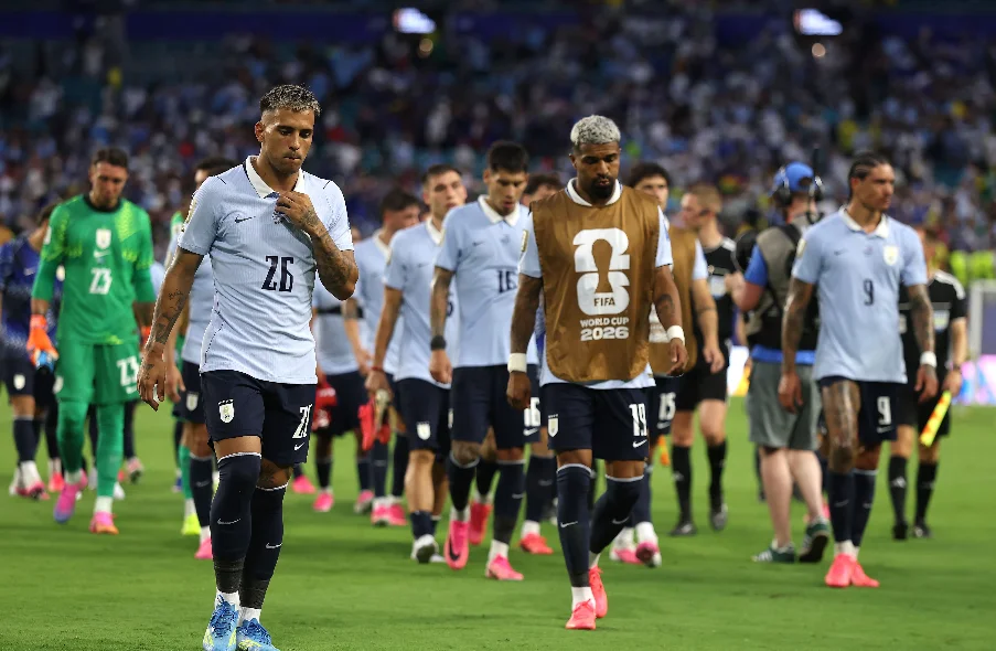 Uruguay se enfrenta con España, en busca de la clasificación a 16avos de final en el Mundial