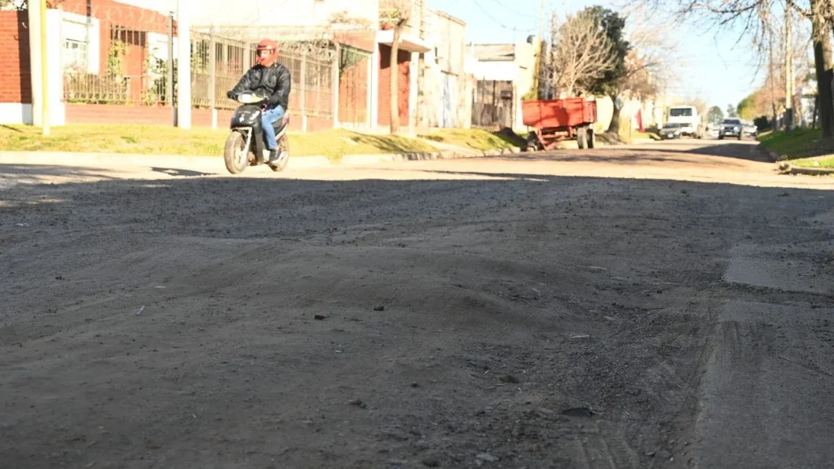 Comienza el asfaltado de 150 cuadras: el lunes inician los trabajos en la zona del Hospital Centenario