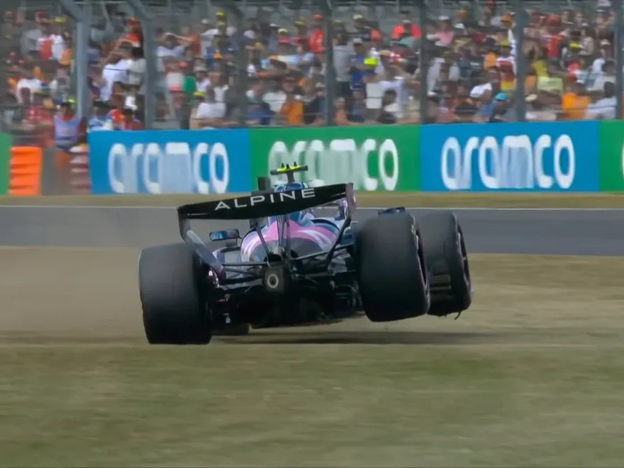 Colapinto tuvo un despiste en la clasificación, no se pudo recuperar y largará decimonoveno el GP de Gran Bretaña
