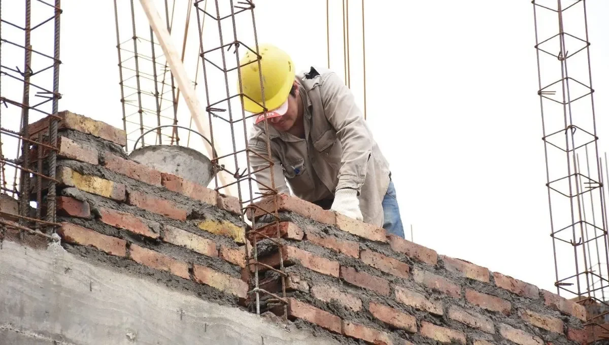 La carga fiscal representa casi la mitad del costo final de una vivienda