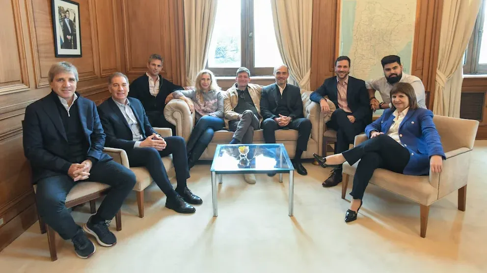 La mesa política se reunió para reordenar la actividad legislativa: aun no consiguen los votos para eliminar las PASO